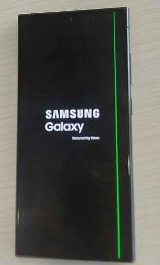 Galaxy S24 Ultra: usuários relatam falha que gera linha verde na tela