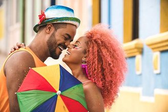 Como se proteger de ciladas em encontros durante o Carnaval? Veja dicas